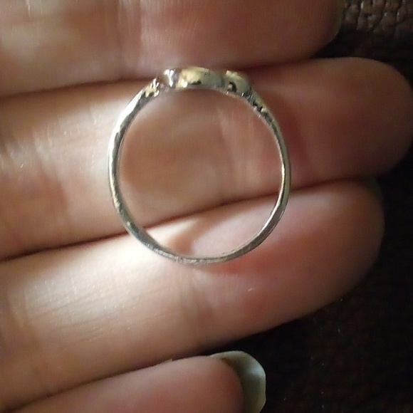 Sterling Silver Twisted Heart Ring - Size 7 - Picture 4 of 6